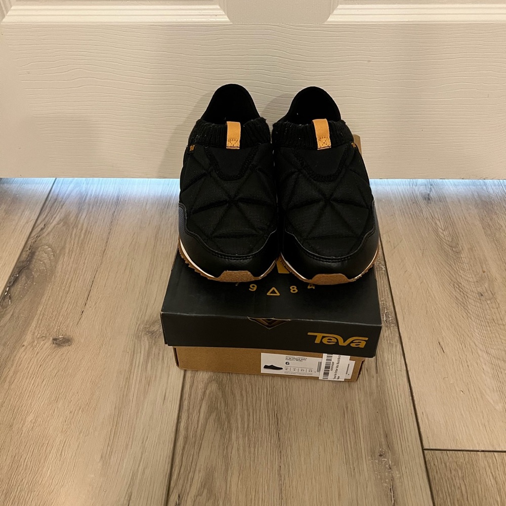 Teva Women Black and Brown Sneakers